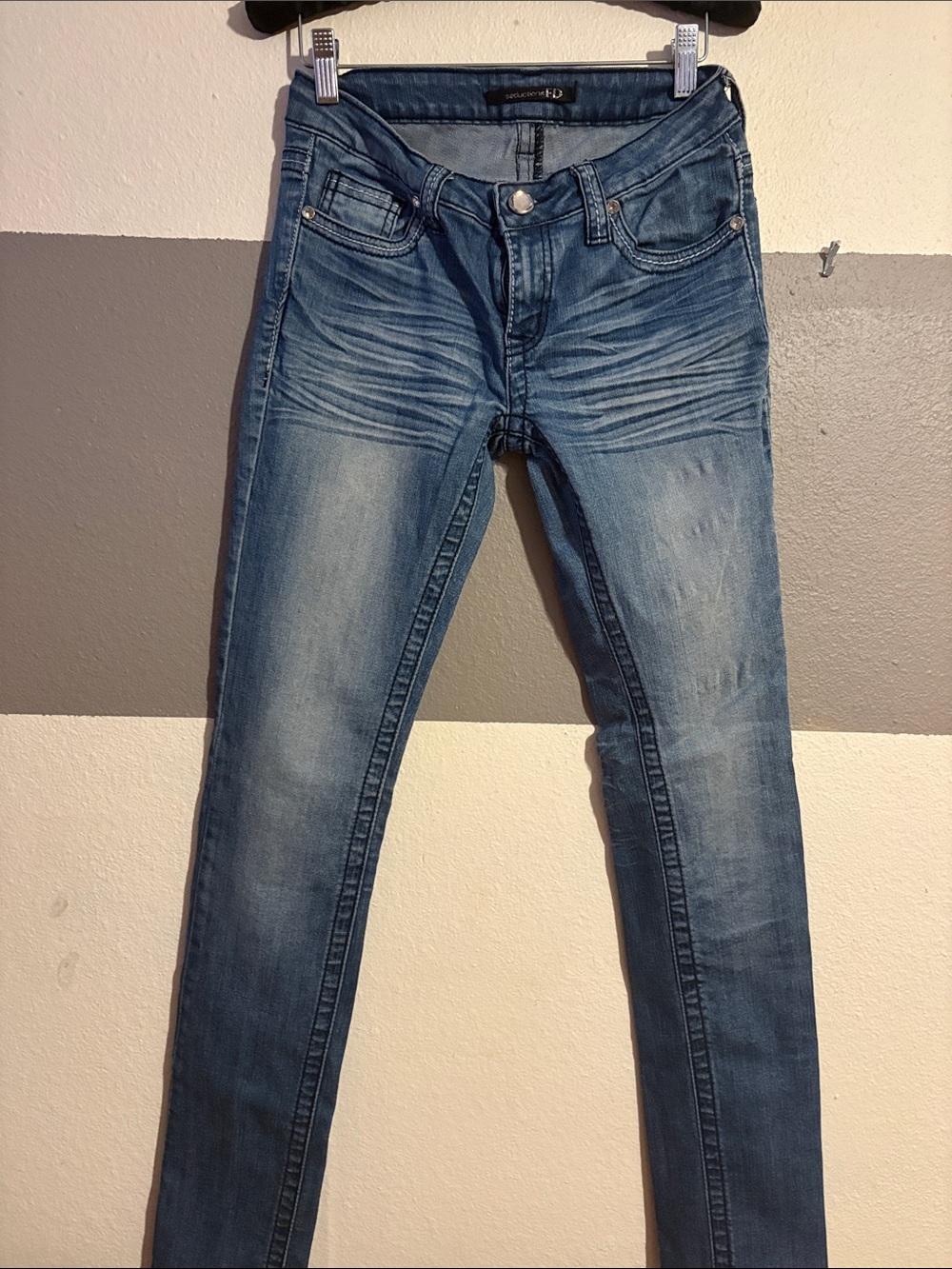 Seductions FD Light Wash Skinny Jeans - Blue